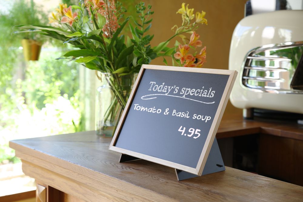 Kreidetafel mit Standfuß – Bild 5